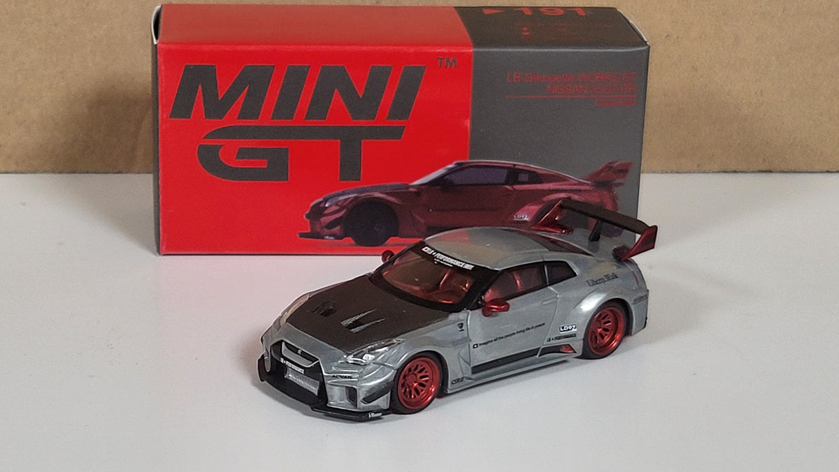 1/64 LB-Silhouette WORKS GT NISSAN 35GT-RR Ver.1 Lava Red - Mini GT - MGT00191-MJ - Pre owned