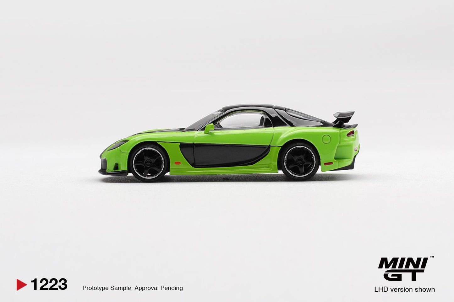 1/64 MAZDA RX-7 VEILSIDE FORTUNE 7 GREEN - Mini GT - MGT01223