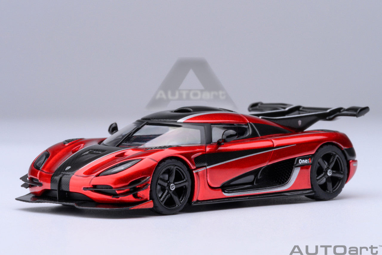 1:64 Koenigsegg One: 1 Apple Red/Carbon Fibre Silver Stripes - AutoArt 20040
