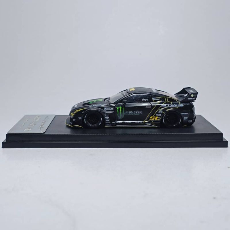 1/64 -Nissan GT-R R35 Silhouette Works Black Monster Livery - MyModelcollect