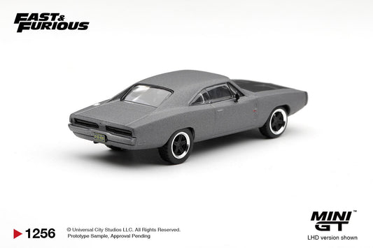 1/64 Dodge Charger "Fast Five" Dominic Toretto - Mini GT - MGT01256-BL