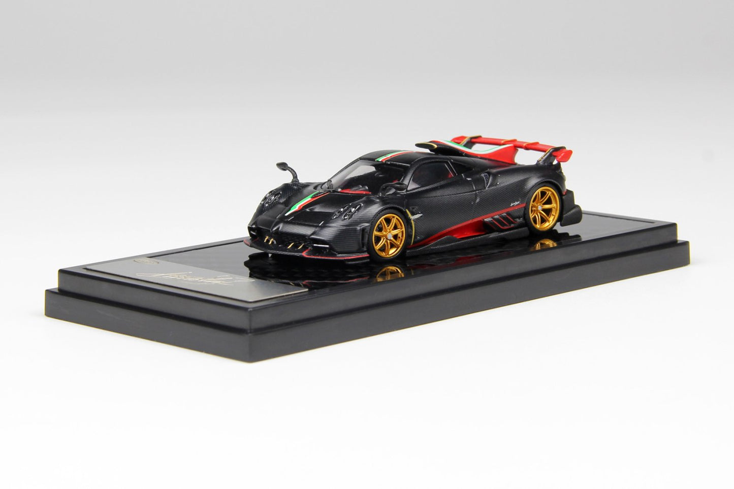 1/64 Pagani Imola (Matte Black carbon with Italian flag) - LCD Models - LCD64041-MBCI