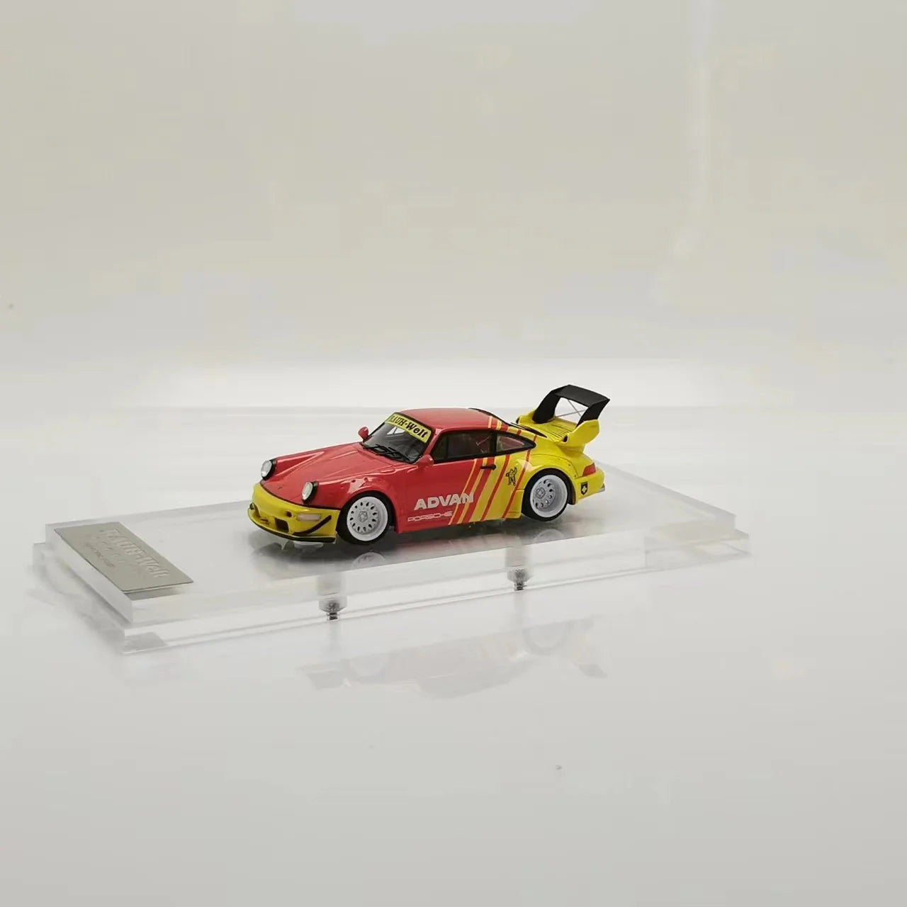 1:64 Porsche RWB964 Rauh-Welt - Stance Hunters