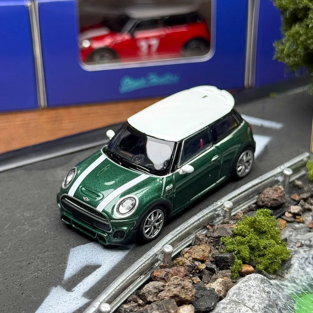 1/64 - Mini 3rd generation F56 JCW version - Stance Hunters - choice of colours