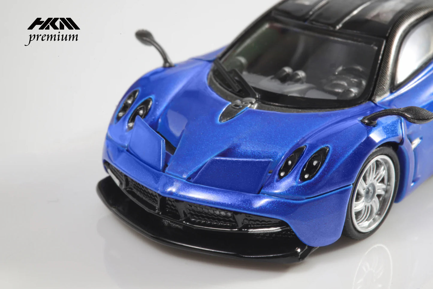 1:64 Pagani Huayra Coupe 2014 (3 Colors) - HKM Premium