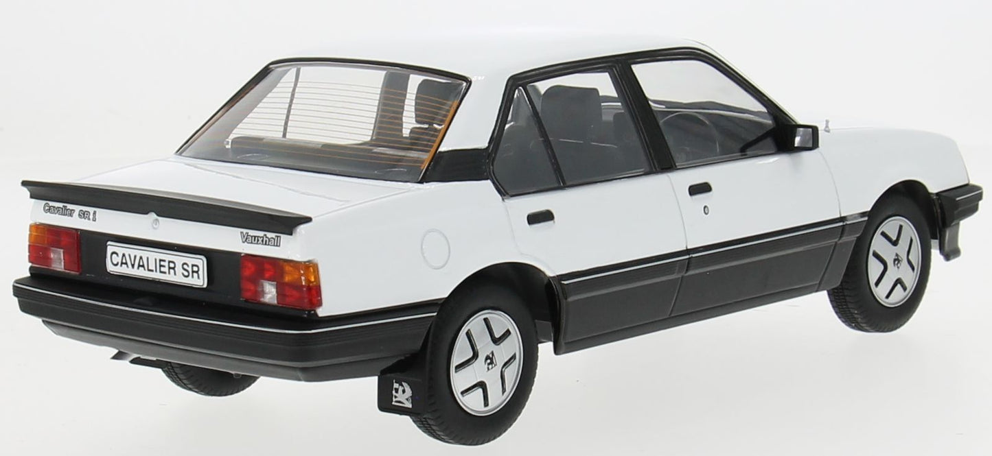 1:18 - Vauxhall Cavalier SRi 1981 - White RHD UK Exclusive - MCG 18582