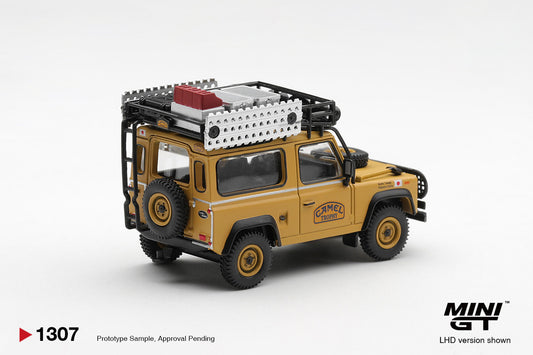 1/64 LAND ROVER DEFENDER 90 1985 CAMEL TROPHY BORNEO TEAM JAPAN - Mini GT - MGT01307