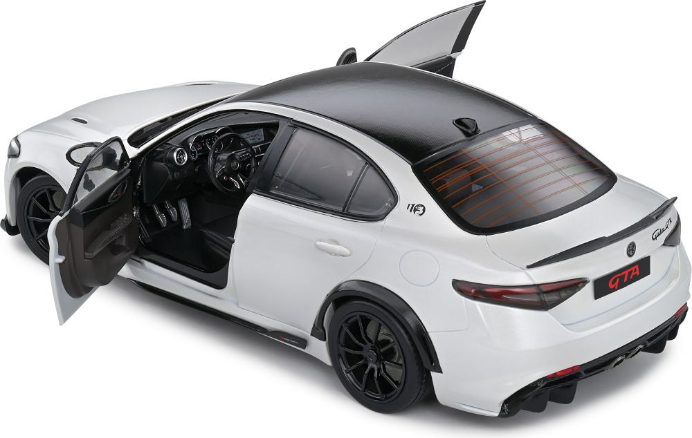 1/18 - Alfa Romeo Giulia GTA White 2022 - Solido S1806903