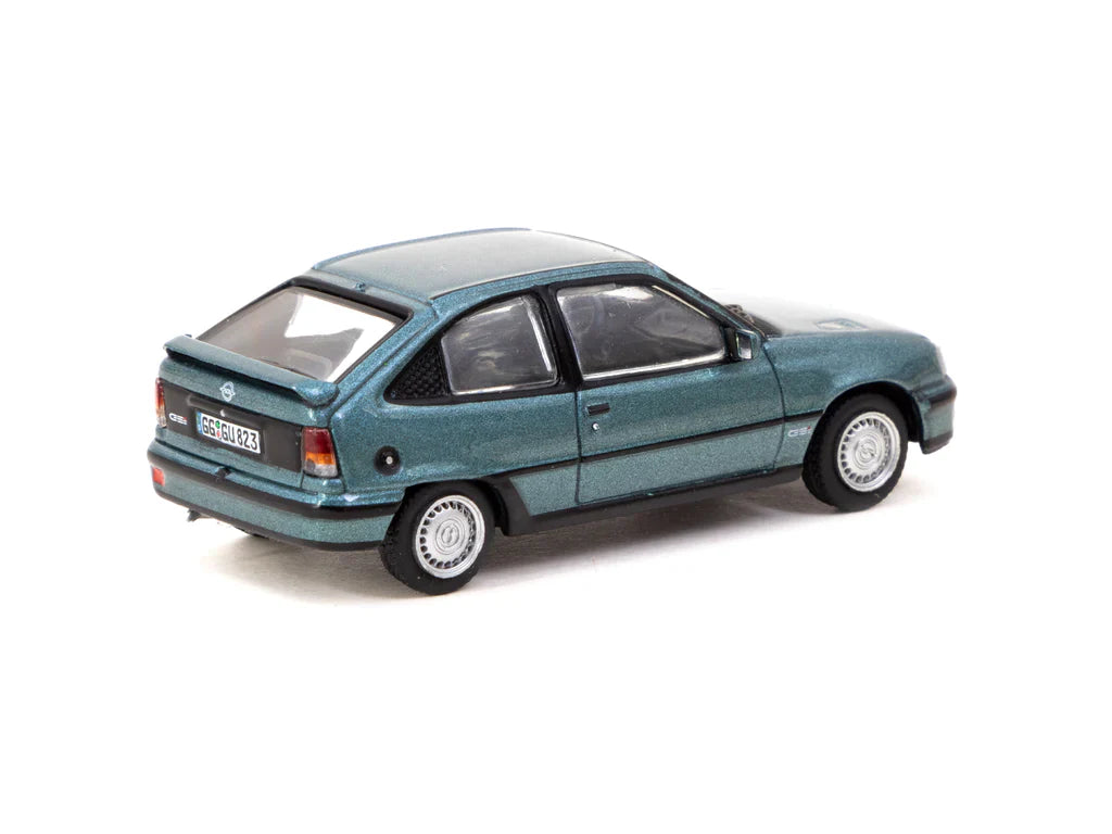 1:64 OPEL KADETT GSI GREEN METALLIC - Tarmac Models - TC-T64G-065-GR