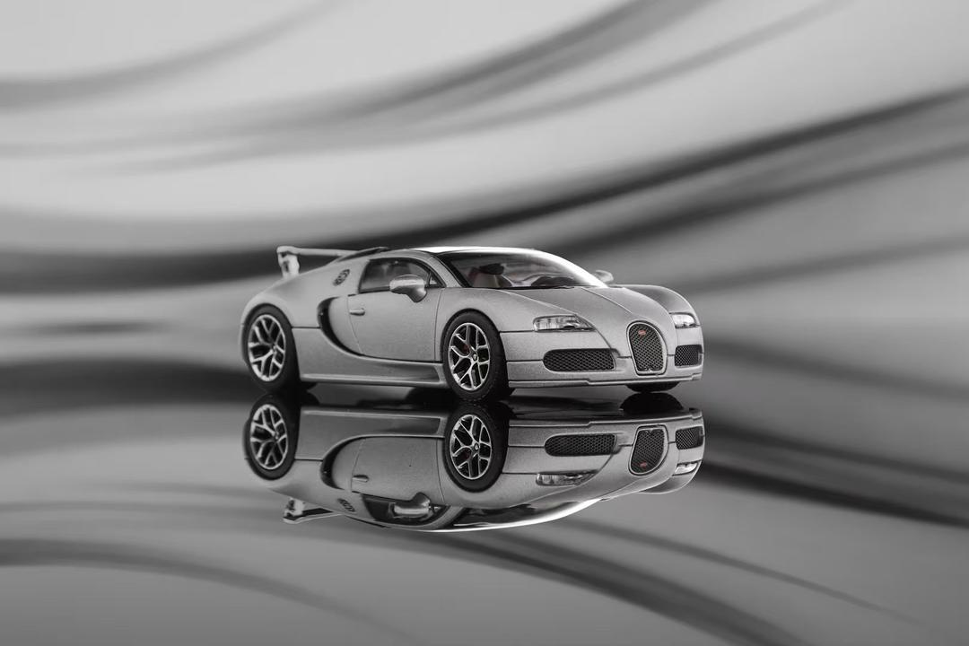 1:64 - Bugatti Veyron 3 options - Mortal