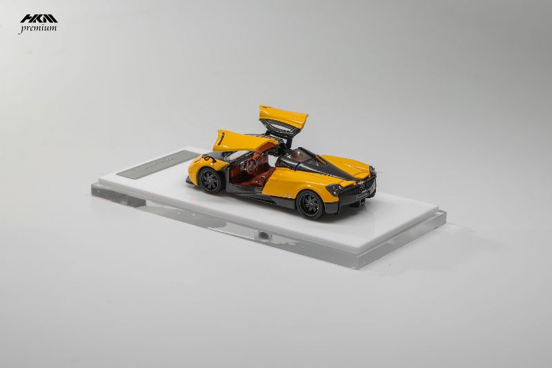 1:64 Pagani Huayra Coupe 2014 (3 Colors) - HKM Premium