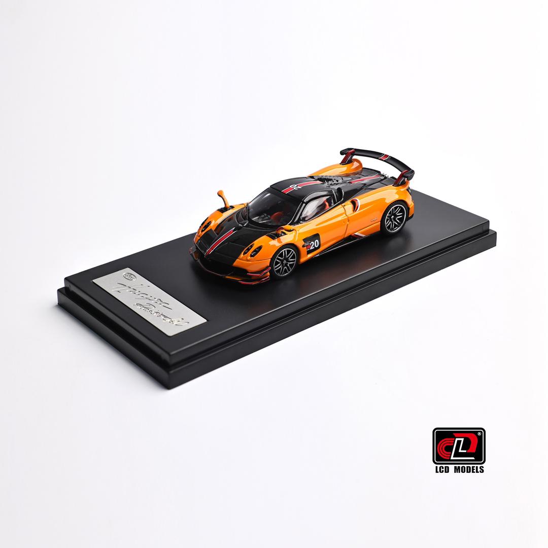 1/64 Pagani Huaya Roadster BC - LCD Models - 4 colours