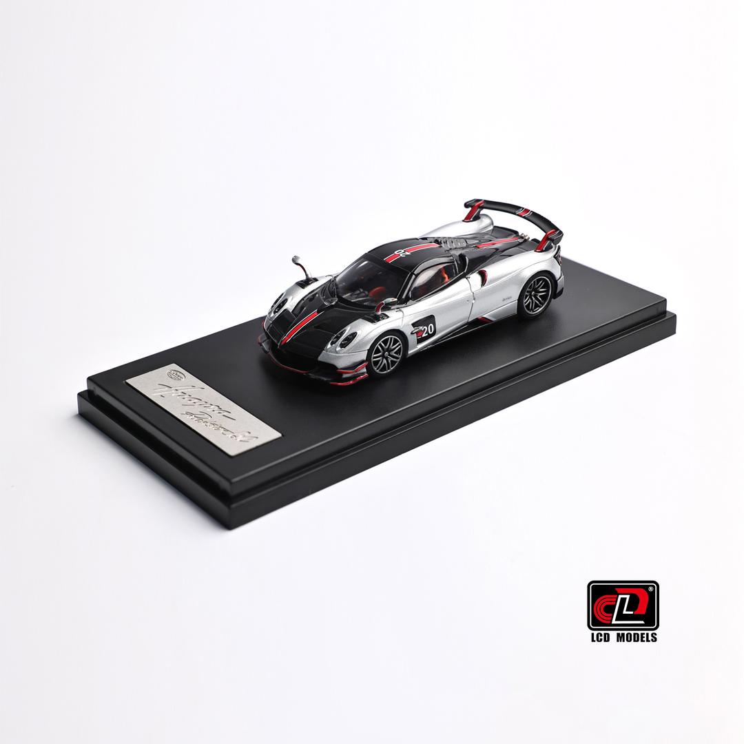 1/64 Pagani Huaya Roadster BC - LCD Models - 4 colours