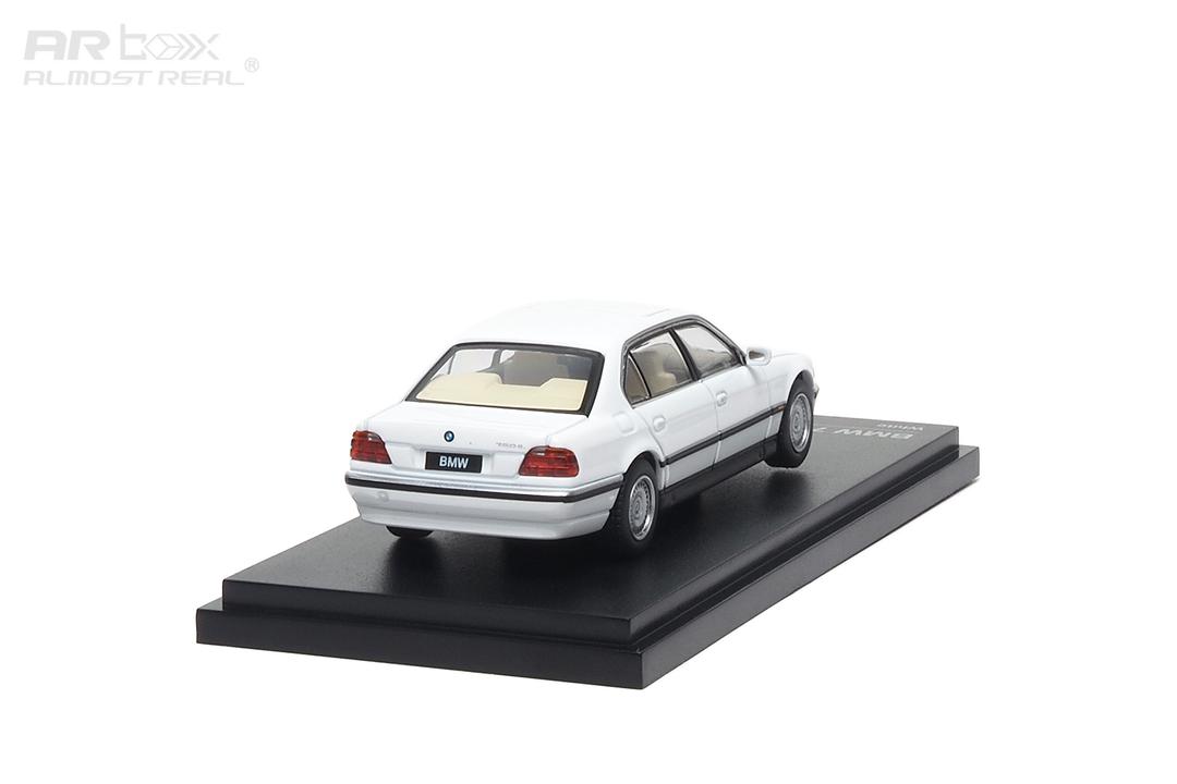 1/64 BMW 7 Series Mk3 E38 750iL - White - AR Box - 630202001