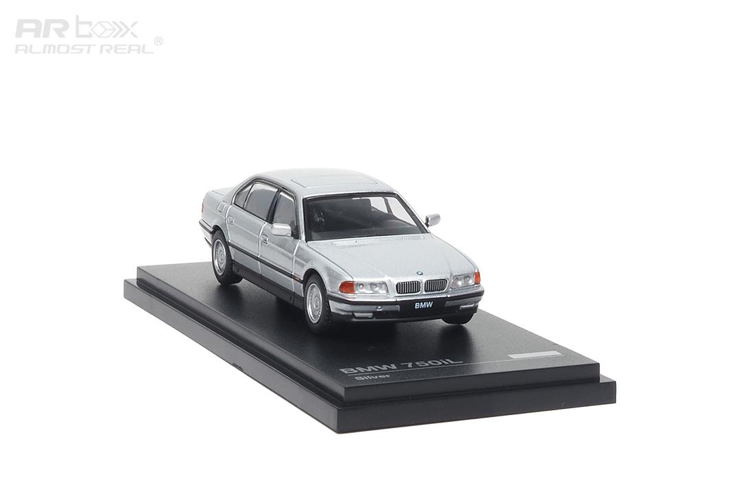 1/64 BMW 7 Series Mk3 E38 750iL - Silver - AR Box - 630203001