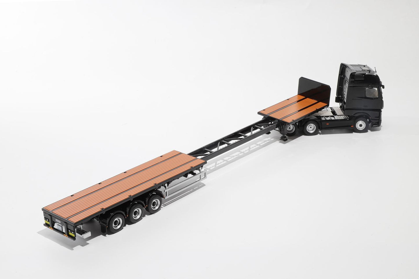 1/64 Mercedes-Benz Actros 6x2 & Scalable Trailer - GCD Diecast - KS101-499