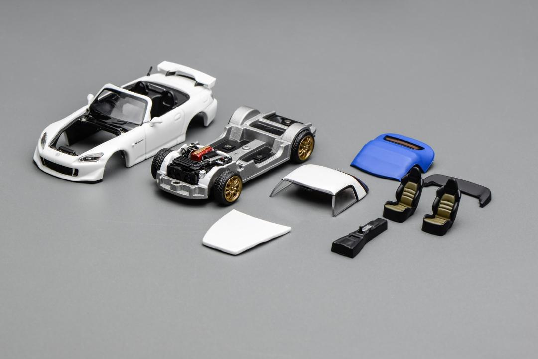 1/64 Honda S2000 Type S version - MotorHelix