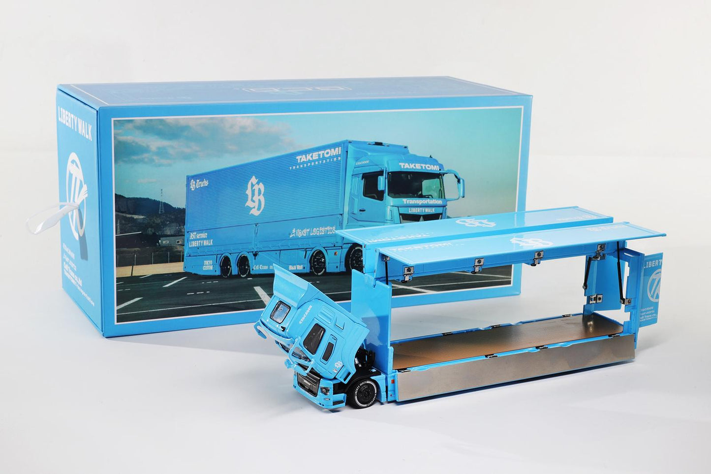 1:64 - Mitsubishi Fuso Super Great Transporter Blue - GCD - KS-073-576