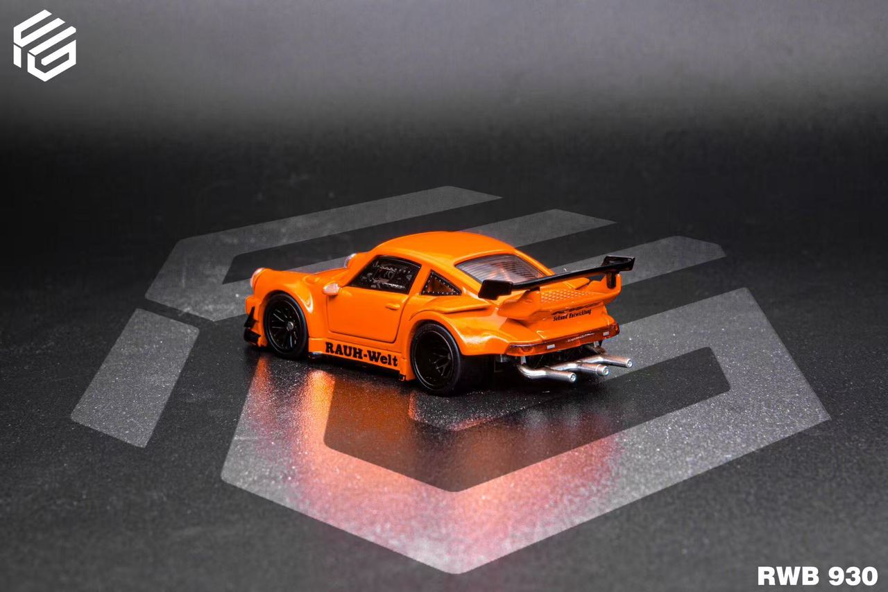 1/64 RWB 930, Orange - FG Models (TPC) - FG64RWB-O