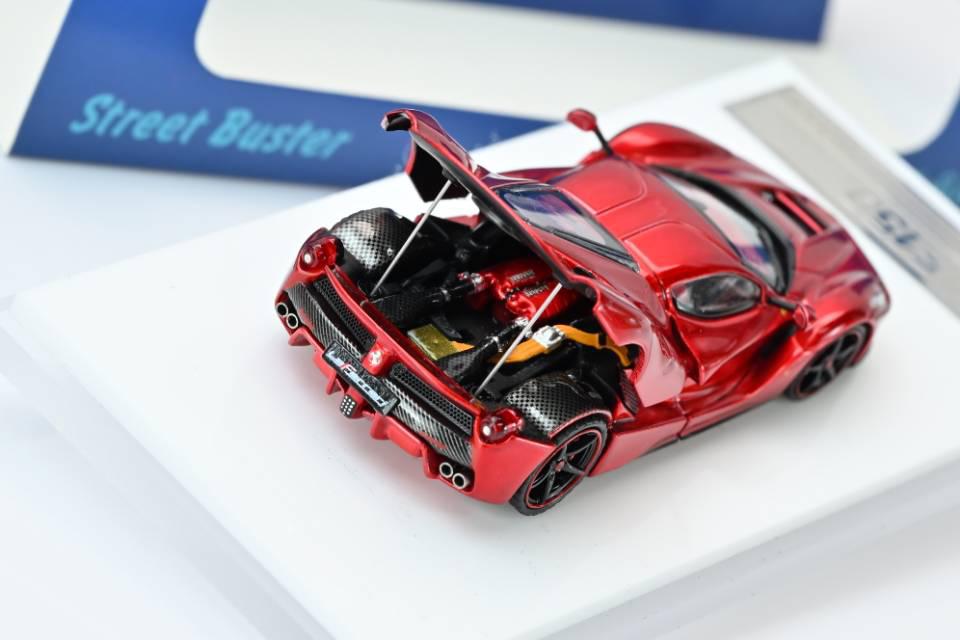 1/64 LaFerrari (F150) - Street Buster Model - Lewis Hamilton