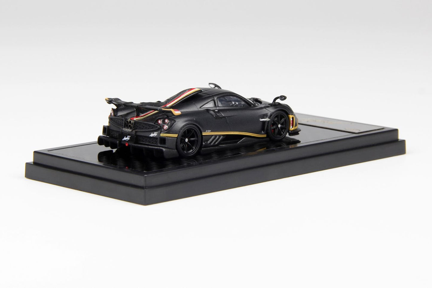 1/64 Pagani Imola MBC - LCD Models - LCD64041-MBC
