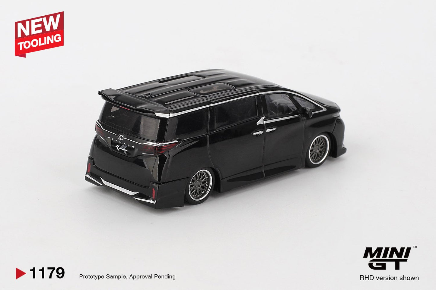 1/64 TOYOTA ALPHARD 40 KUHL BLACK - MiniGT - MGT01179