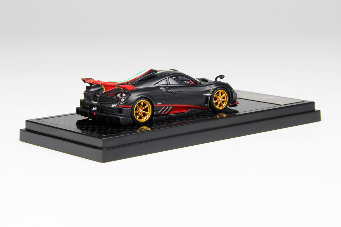 1/64 Pagani Imola (Matte Black carbon with Italian flag) - LCD Models - LCD64041-MBCI