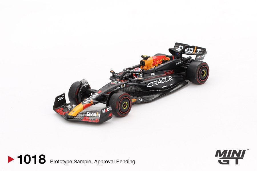 1/64 ORACLE RED BULL RACING RB20 NO.1 MAX VERSTAPPEN 2024 F1 2024 BAHRAIN GP WINNER - MGT01018-BL