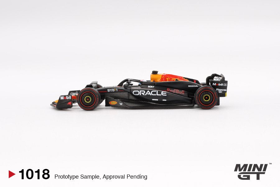 1/64 ORACLE RED BULL RACING RB20 NO.1 MAX VERSTAPPEN 2024 F1 2024 BAHRAIN GP WINNER - MGT01018-BL