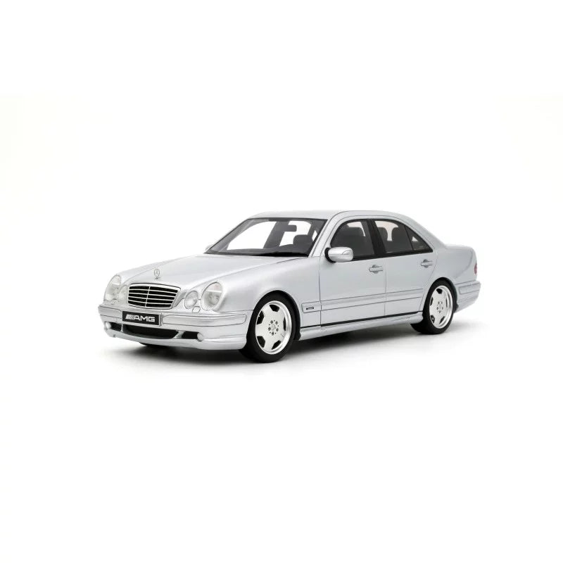 1/18 MERCEDES BENZ - E-CLASS E55 AMG (W210) 2001 - SILVER - Otto Models - OT459