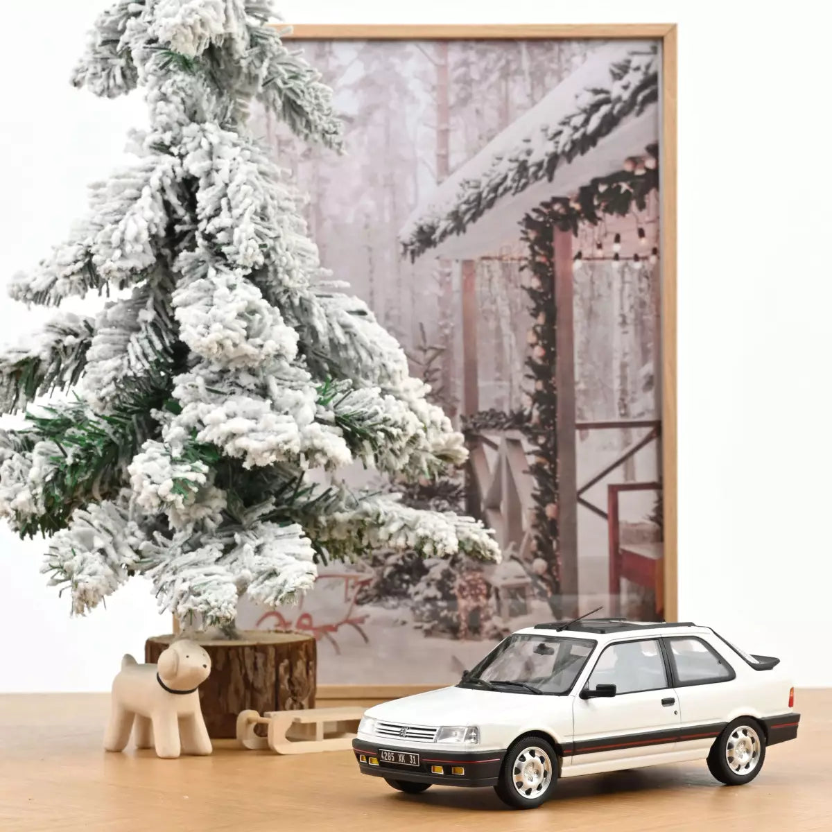1/18 - 1987 Peugeot 309 GTI, Meije white - 184888 - Norev