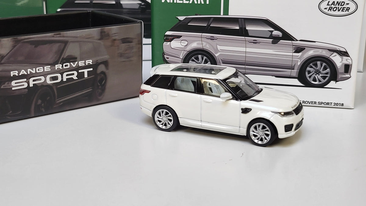 1/64 Range Rover Sport 2018 white/silver wheels- Whelart - WA64-02-01