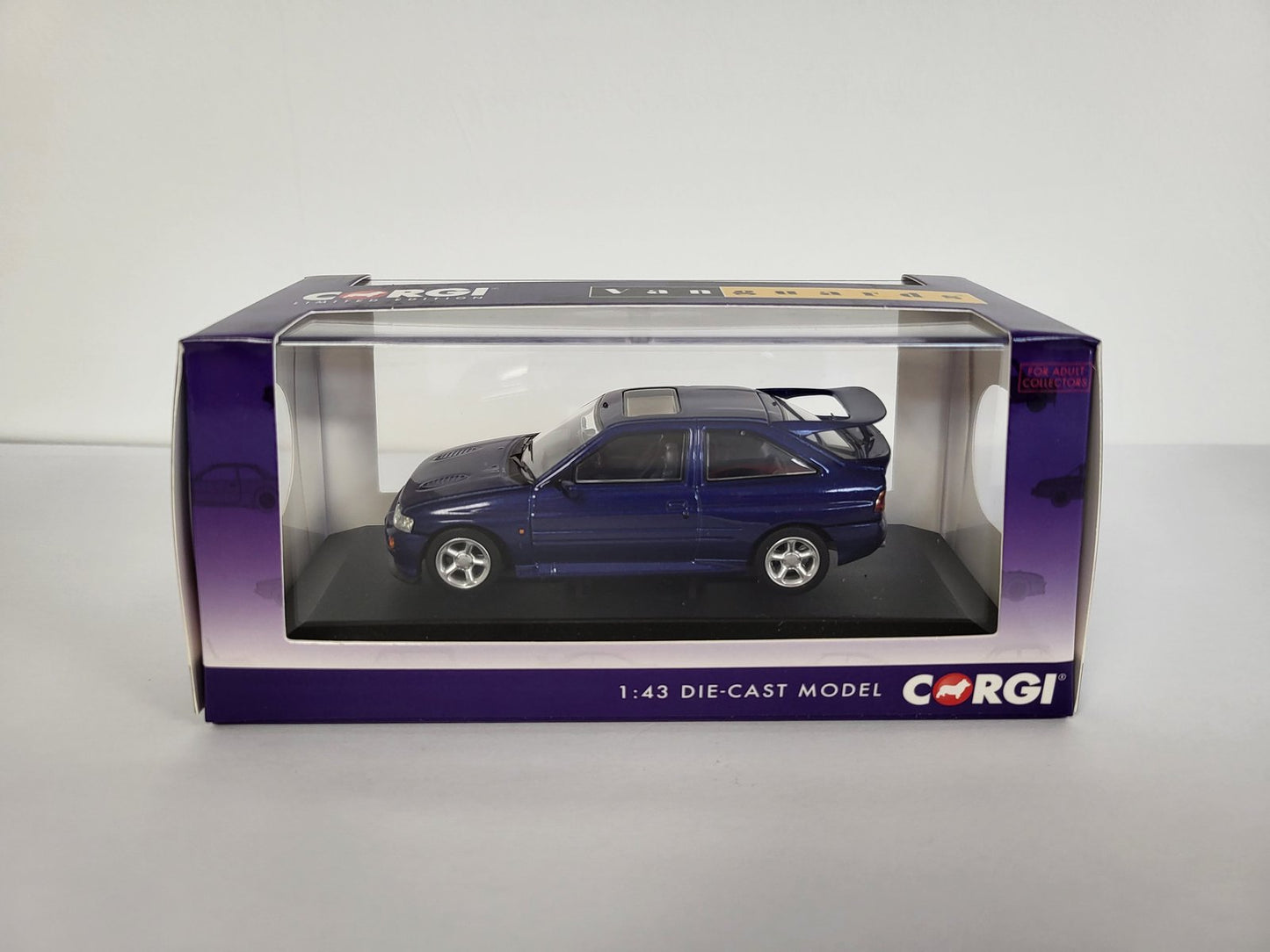 Corgi Vanguards 1/43 Ford Escort RS Cosworth Lux Pack Imperial Blue VA14802