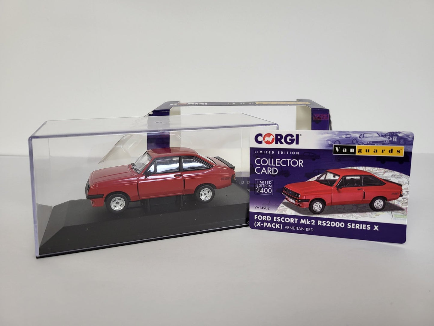 Corgi Vanguards 1/43 Ford Escort MK2 RS 2000 X-Pack VA14902