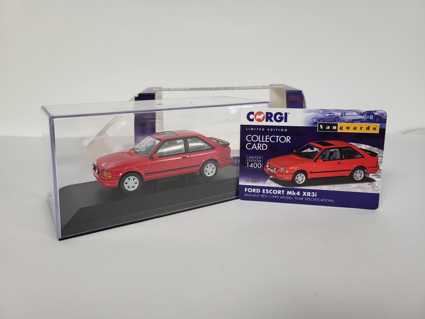 Corgi Vanguards 1/43 Ford Escort MK4 XR3i 1990 VA14302