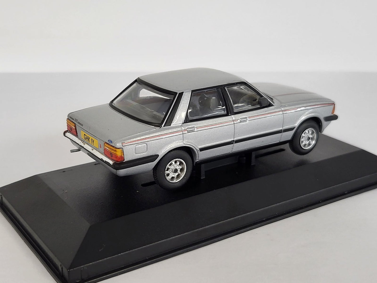 Corgi VA15001 Ford Cortina Mk5 1.6 Crusader The Last Cortina