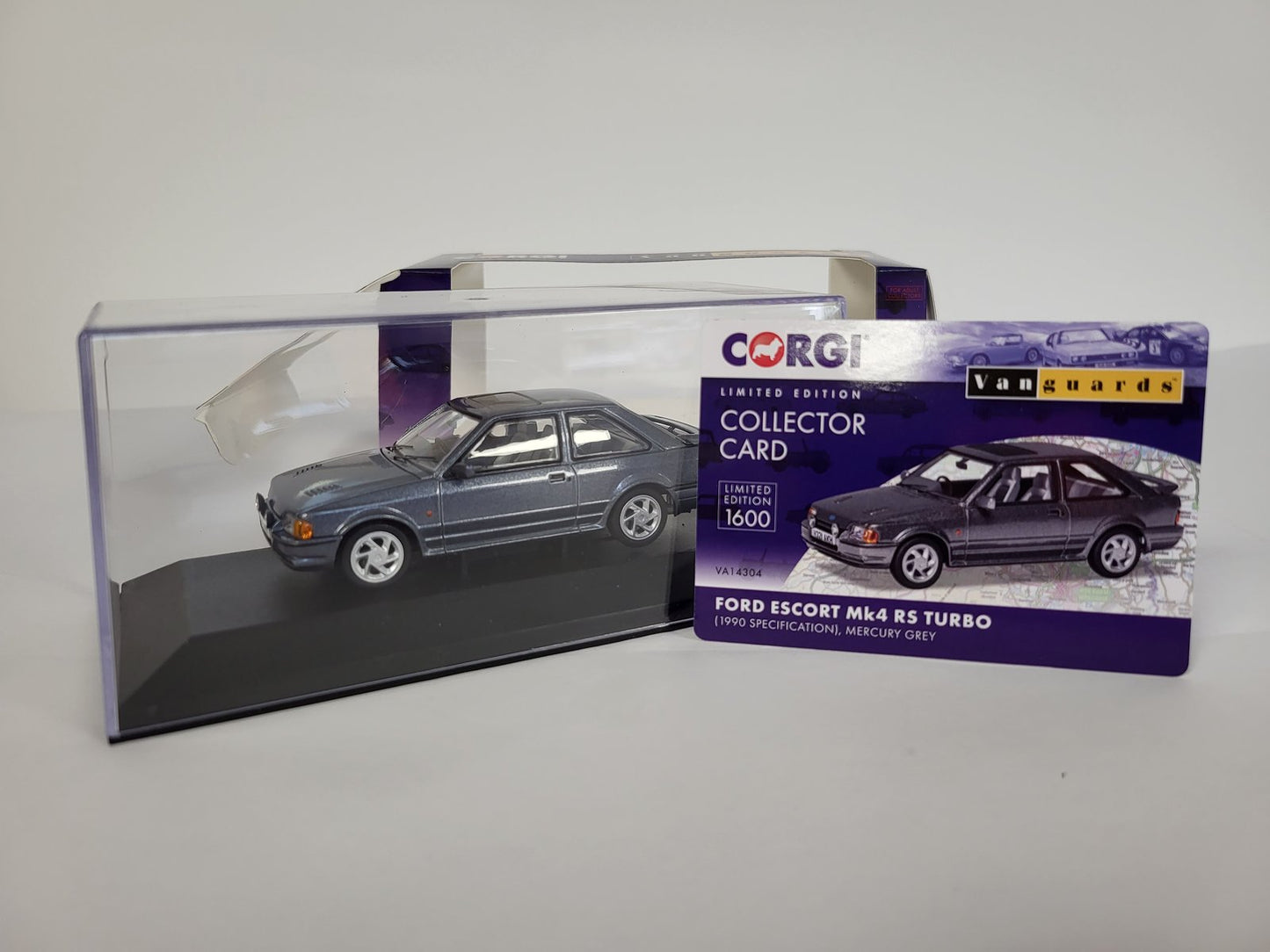 Corgi VA14304 Ford Escort Mk4 RS Turbo (1990 Specification) Mercury Grey