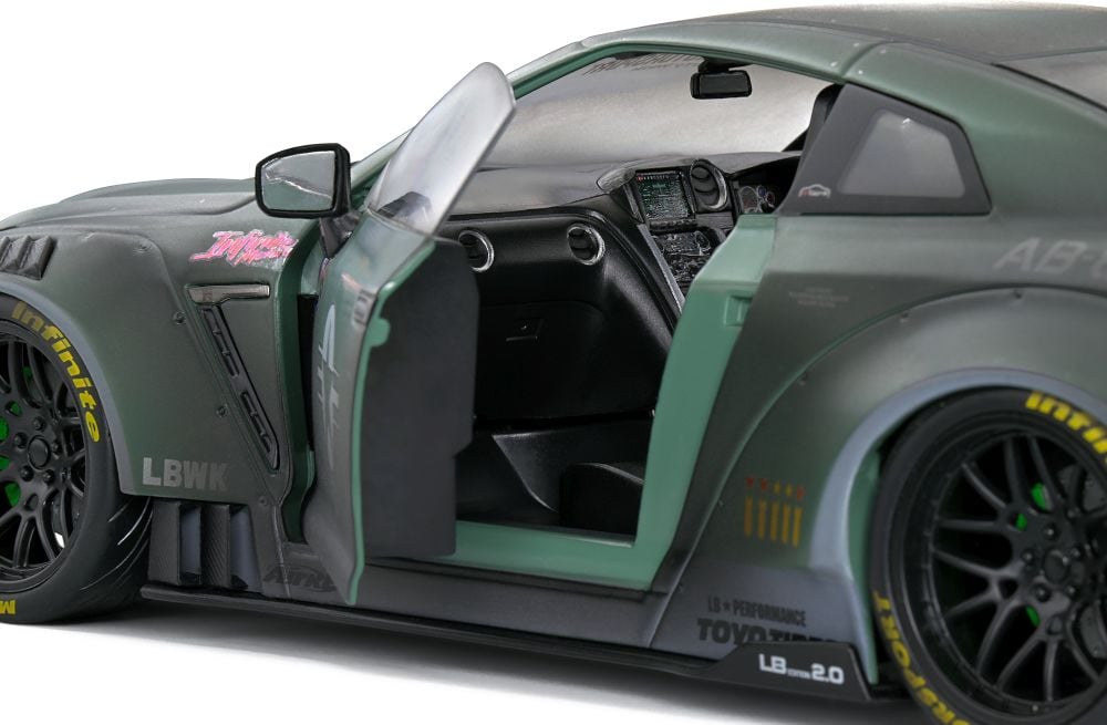 Nissan GT-R (R35) w/LB Walk Body Kit Typ.2 Army Fighter Grey