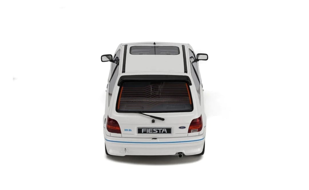 Otto 1:18 Ford Fiesta MK3 XR2i White 1989 OT967