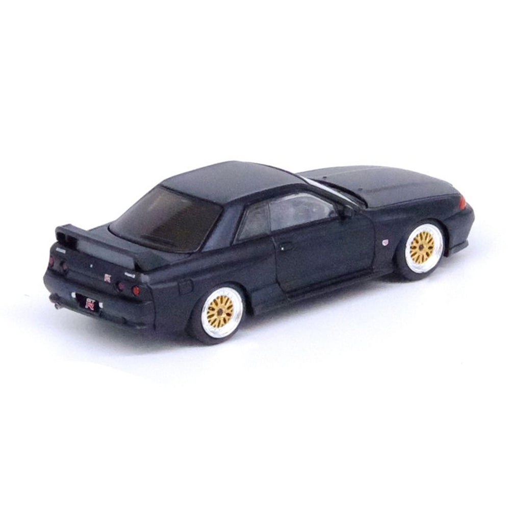 1/64 Nissan Skyline GT-R (R32), matt black  in64R32MB