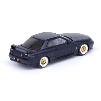 1/64 Nissan Skyline GT-R (R32), matt black  in64R32MB