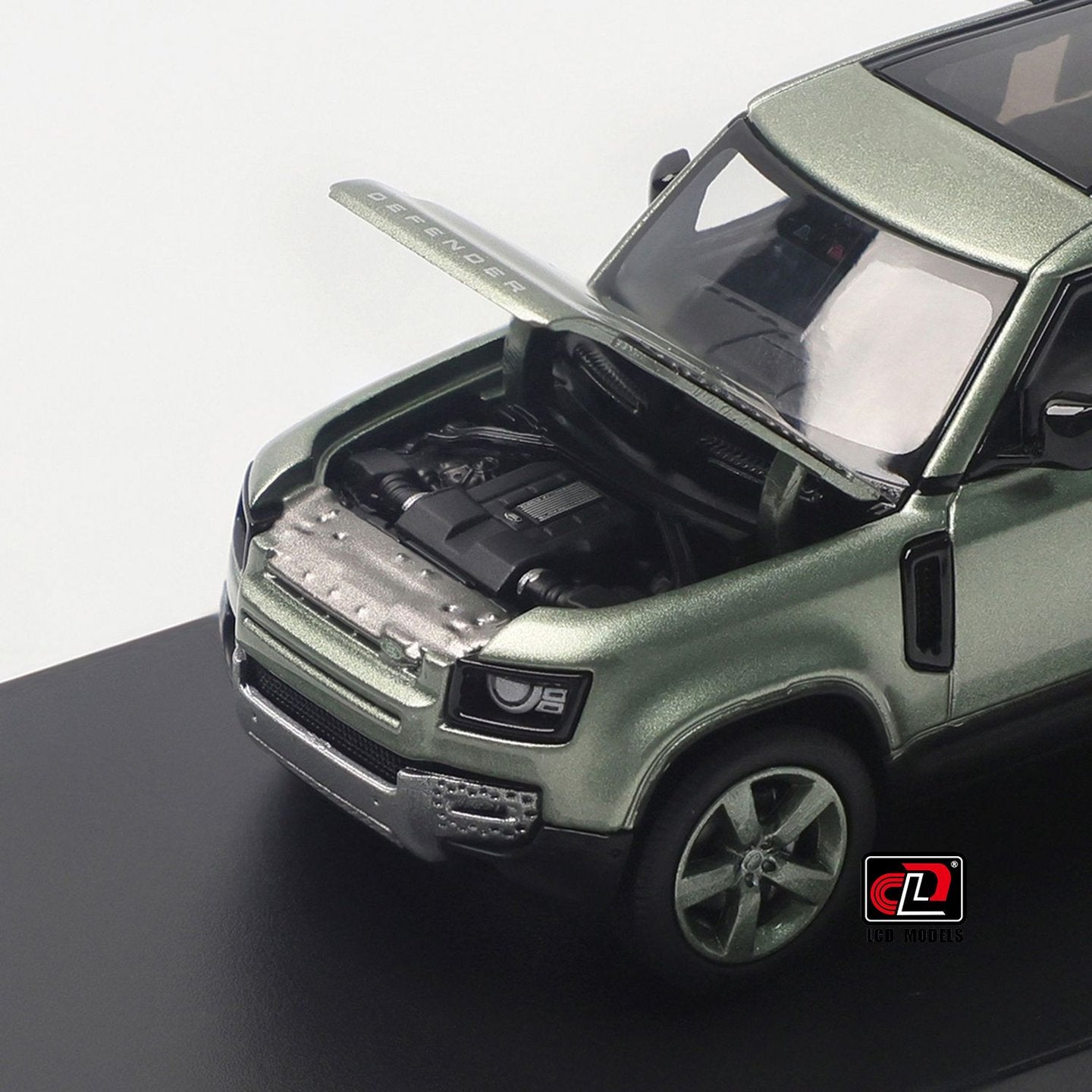 1/64 Land Rover Defender 90 - LCD Models - 3 colour options