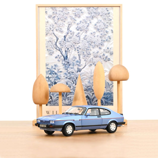 1/18 Ford Capri Mk.III 2.8 Injection RHD Paris Blue Metallic 1984 - NOV 182764