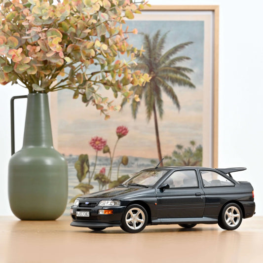 1/18 - 1992 Ford Escort Cosworth - Mallard Green Metallic - 182790 - Norev