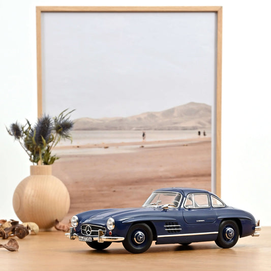 1/18 SL-CLASS 300SL COUPE GULLWING (W198) 1954 - 183852 - Norev