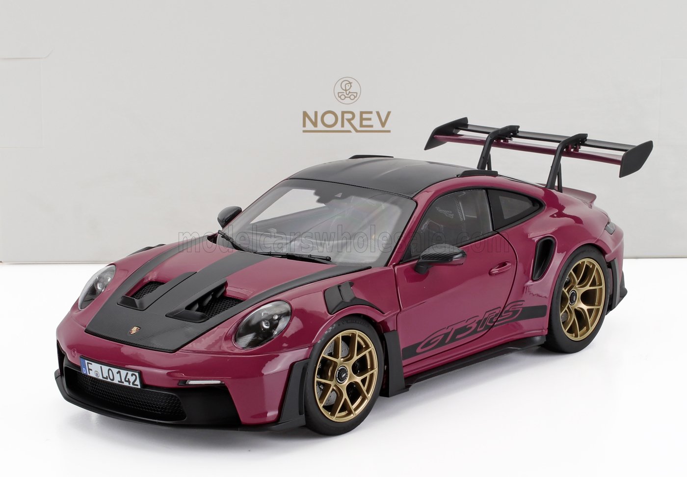 1/18 - 2022 Porsche 911 GT3 RS With Weissach Pack - Ruby Star Purple - 187370 - Norev