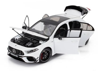 1/18 - Mercedes AMG A 45 S 4MATIC+ Polar White - NZG - 1069/40