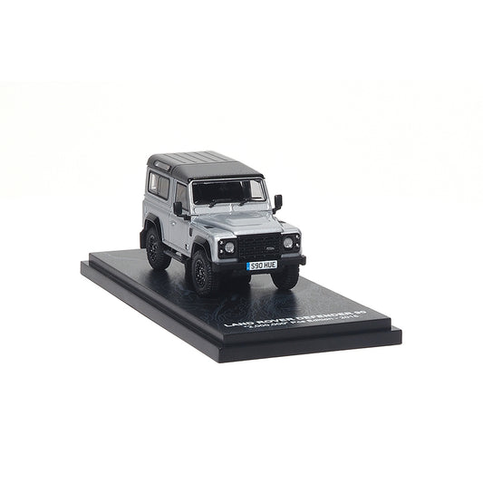 1/64 Land Rover Defender 90 2015 RHD Silver - AR Box - 610202001
