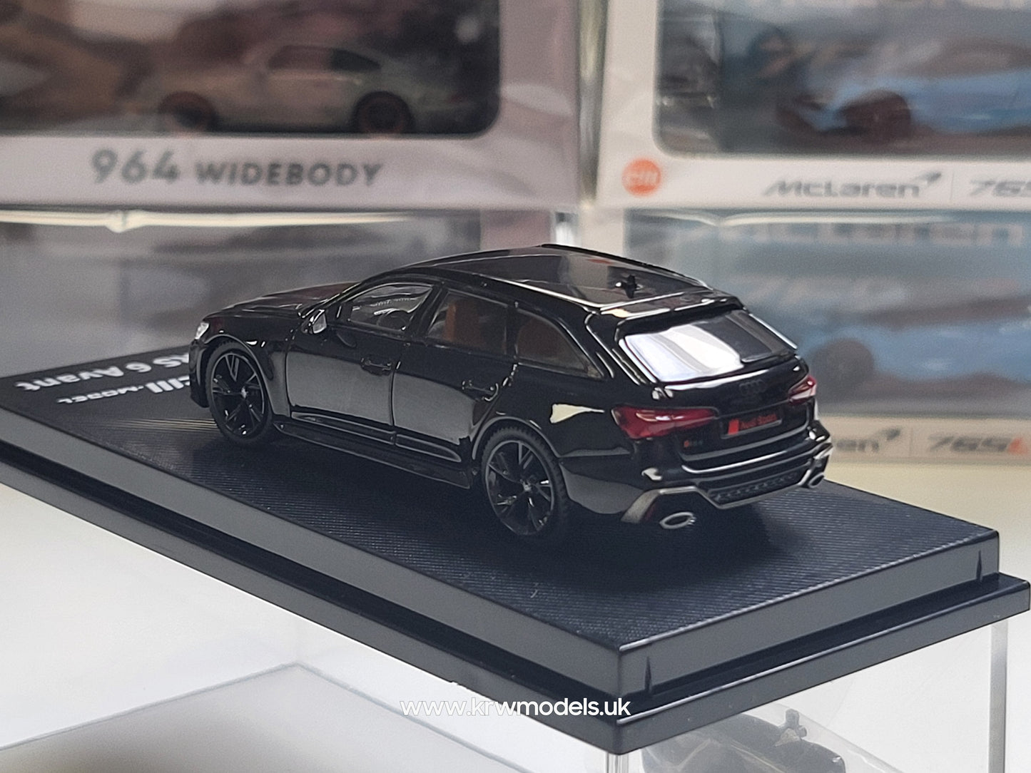 1/64 - AUDI - A6 RS6 AVANT C8 SW STATION WAGON 2021 - Black - CM Models