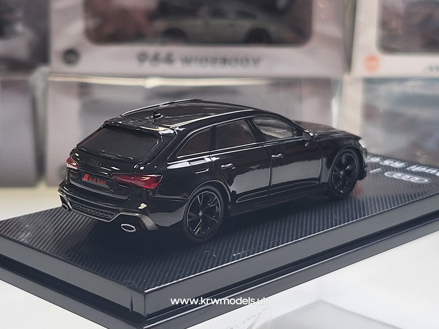 1/64 - AUDI - A6 RS6 AVANT C8 SW STATION WAGON 2021 - Black - CM Models